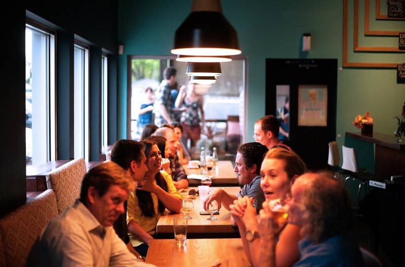 Installez une climatisation gainable pour professionnel à Bordeaux | Restaurant, Bar